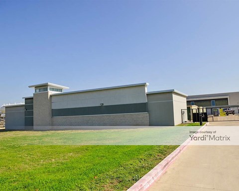 Storage Units for Rent available at 981 North Red Bud Lane, Round Rock, TX 78665