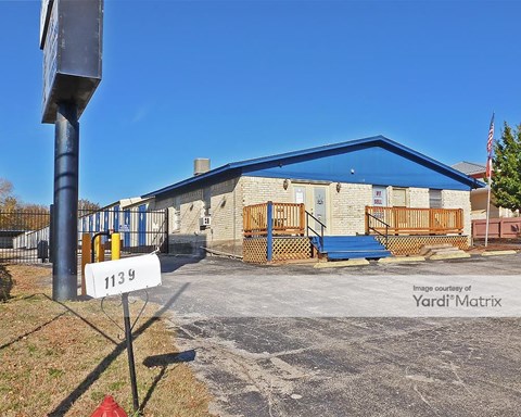 Storage Units for Rent available at 1139 Fort Worth Hwy, Weatherford, TX 76086