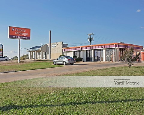 Storage Units for Rent available at 8400 Camp Bowie West Blvd, Fort Worth, TX 76116
