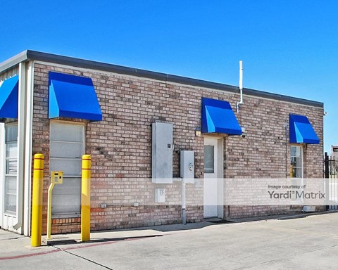Storage Units for Rent available at 1151 West Euless Blvd, Euless, TX 76040