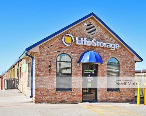 Storage Units for Rent available at 1401 Blue Danube, Arlington, TX 76015