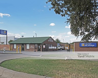 Storage Units for Rent available at 6162 Southwest Blvd, Banbrook, TX 76109