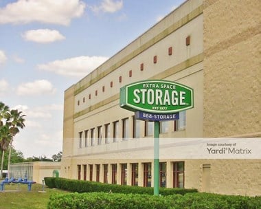Storage Units for Rent available at 707 Providence Road, Brandon, FL 33511 Photo Gallery 1