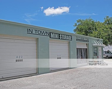 Storage Units for Rent available at 1026 19Th Street North, St Petersburg, FL 33713 Photo Gallery 1