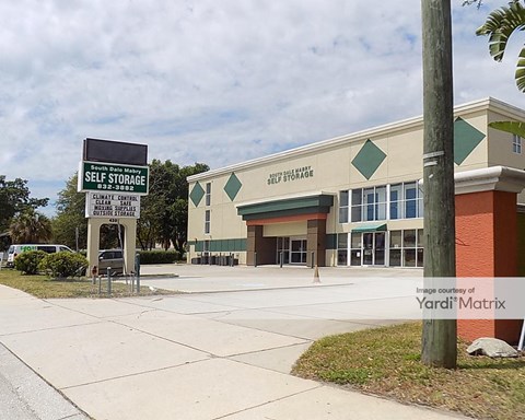 Storage Units for Rent available at 4307 South Dale Mabry Hwy, Tampa, FL 33611