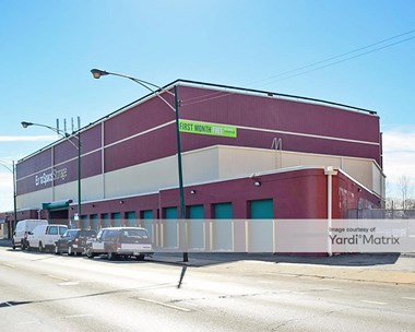 Storage Units for Rent available at 5366 North Northwest Hwy, Chicago, IL 60630