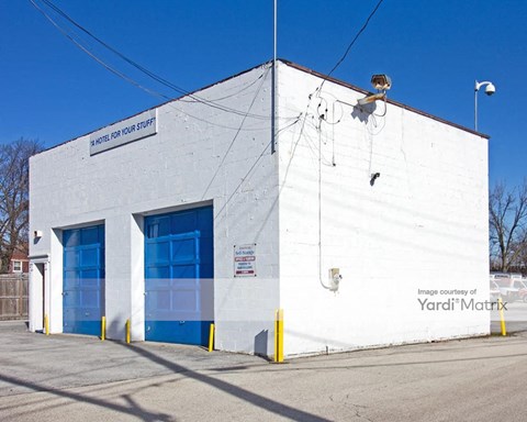 Storage Units for Rent available at 5509 South Oakley Avenue, Chicago, IL 60636