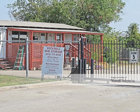 Storage Units for Rent available at 1760 I-30 Frontage Road, Rockwall, TX 75087