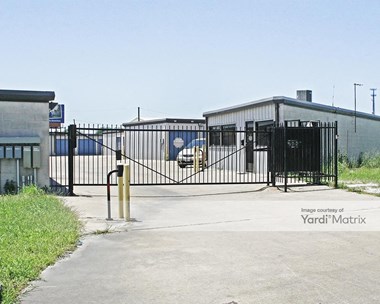 Storage Units for Rent available at 101 Brown Industrial Road, Waxahachie, TX 75167 Photo Gallery 1