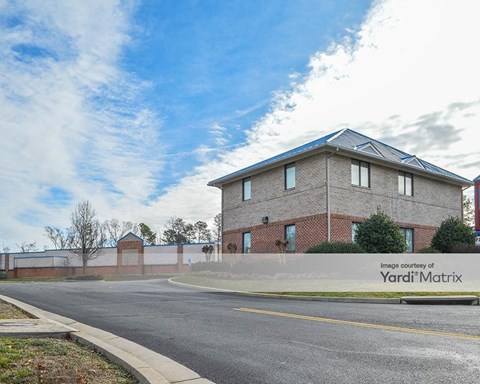 Storage Units for Rent available at 1400 East Laburnum Avenue, Richmond, VA 23222