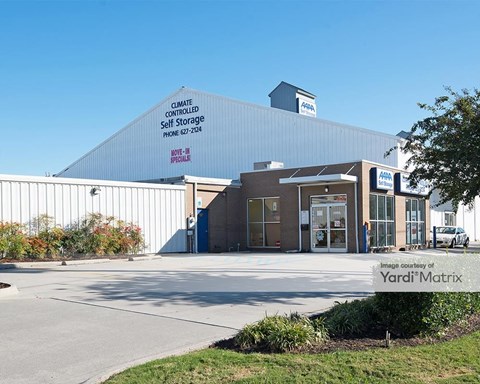 Storage Units for Rent available at 408 East 18Th Street, Norfolk, VA 23504