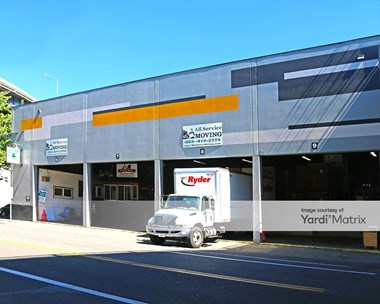 Storage Units for Rent available at 111 SE Belmont Street, Portland, OR 97214 Photo Gallery 1