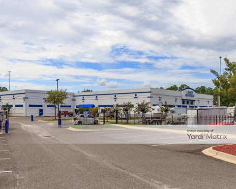 Storage Units for Rent available at 4512 Collins Road, Jacksonville, FL 32244