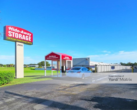 Storage Units for Rent available at 2900 US 301, Ellenton, FL 34222