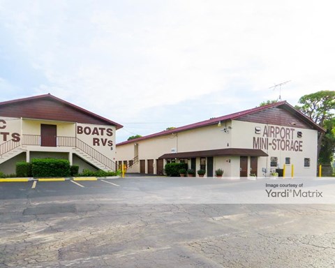 Storage Units for Rent available at 455 Braden Avenue, Sarasota, FL 34243