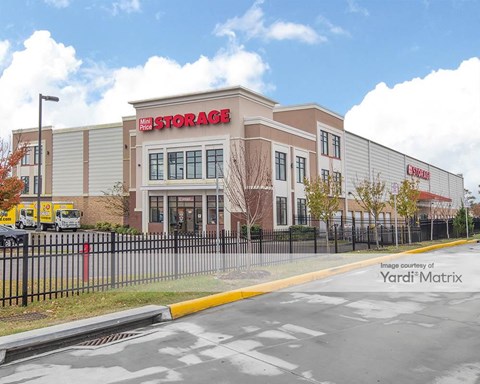 Storage Units for Rent available at 7641 Sewells Point Road, Norfolk, VA 23513