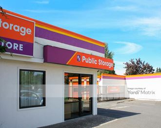 Storage Units for Rent available at 13473 SW Pacific Hwy, Tigard, OR 97223