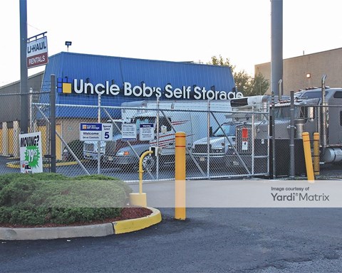 Storage Units for Rent available at 480 Allen Street, Elizabeth, NJ 07202