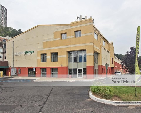 Storage Units for Rent available at 410 River Road, Edgewater, NJ 07020