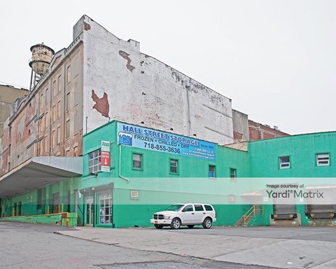 Storage Units for Rent available at 12 Hall Street, Brooklyn, NY 11205