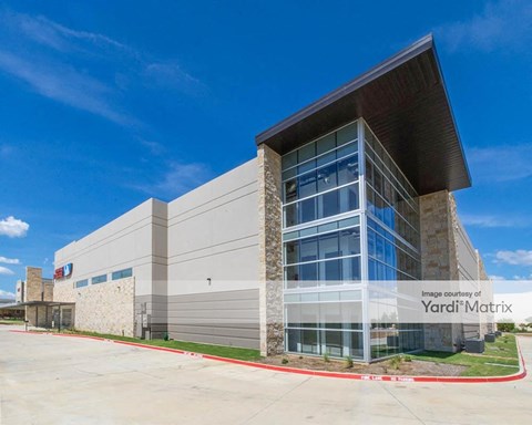 Storage Units for Rent available at 850 Gerault Road, Flower Mound, TX 75028