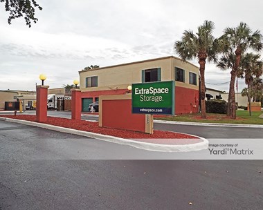 Storage Units for Rent available at 3090 NW 2Nd Avenue, Boca Raton, FL 33431 Photo Gallery 1