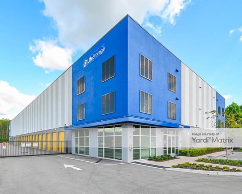 Storage Units for Rent available at 21370 Walmart Way, Lutz, FL 33548