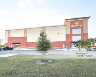 Storage Units for Rent available at 102 North 20Th Street, Tampa, FL 33605