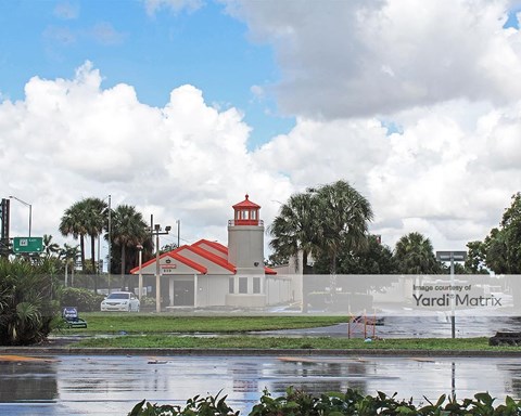 Storage Units for Rent available at 250 SW 136Th Avenue, Davie, FL 33325