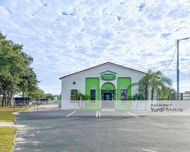 Storage Units for Rent available at 880 Bay Road, Mount Dora, FL 32757 Photo Gallery 1