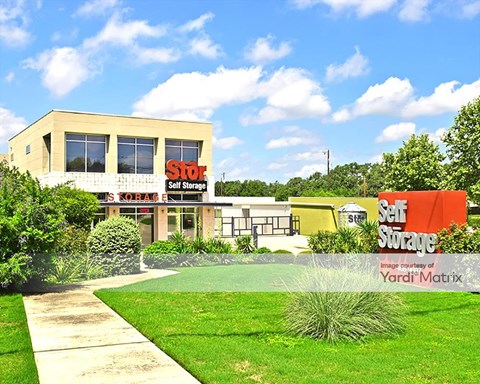 Storage Units for Rent available at 17875 Blanco Road, San Antonio, TX 78232