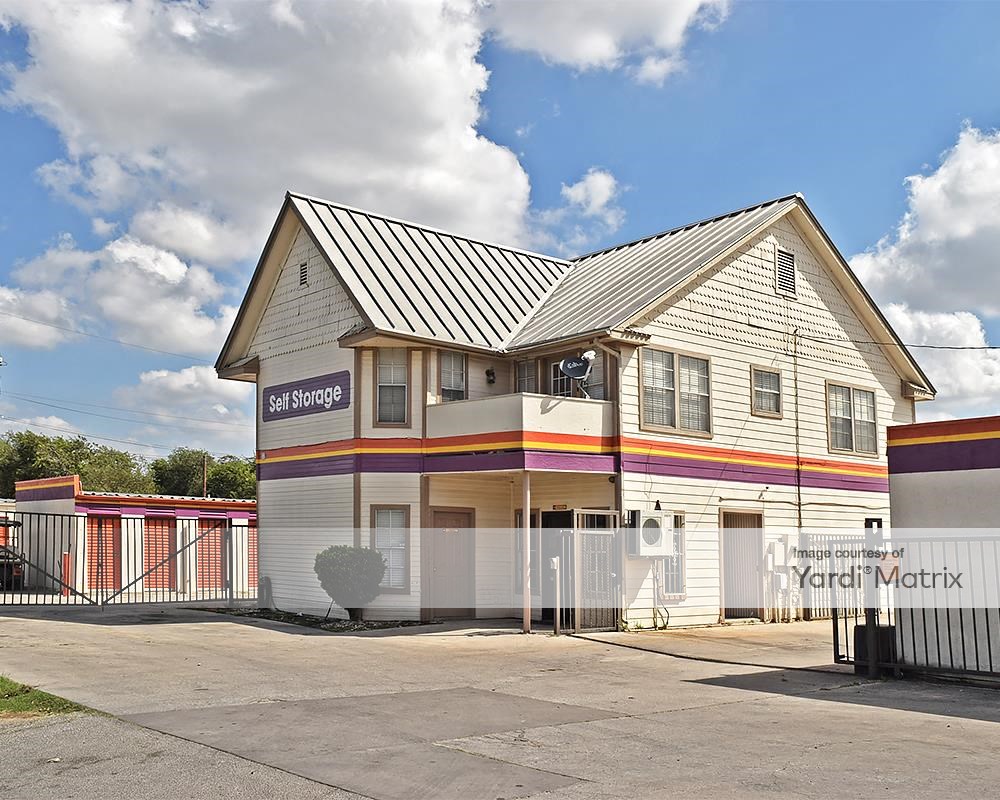 Snoga S Self Storage 14545 2 South Us Highway 181 San Antonio Rentcafe