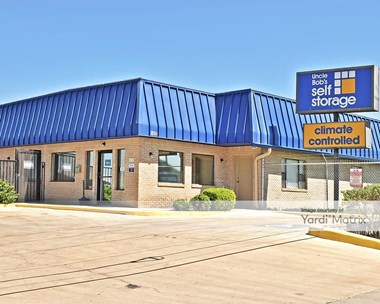 Storage Units for Rent available at 9665 Marbach Road, San Antonio, TX 78245 Photo Gallery 1