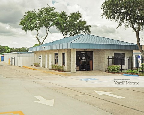 Storage Units for Rent available at 3625 Aloma Avenue, Oviedo, FL 32765