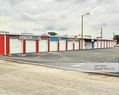 Storage Units for Rent available at 3804 North Orange Blossom Trail, Orlando, FL 32804