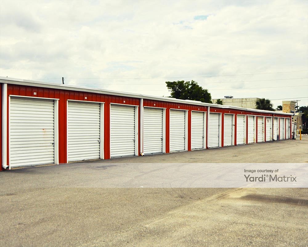 U Haul Moving Truck Rental In Costa Mesa Ca At West Coast Self Storage Costa Mesa