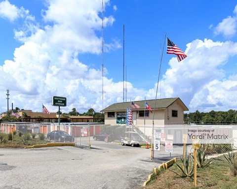 Storage Units for Rent available at 3700 Southside Blvd, Jacksonville, FL 32216
