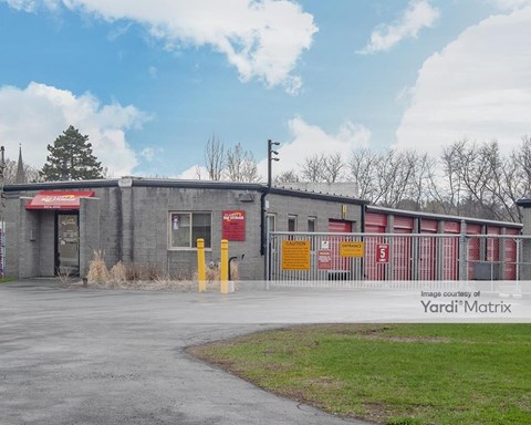 Storage Units for Rent available at 901 Hiawatha Blvd West, Syracuse, NY 13204