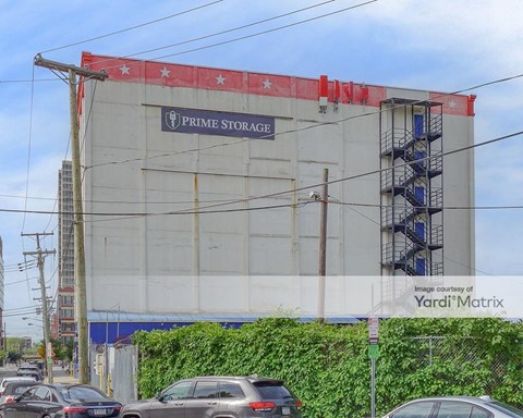 Storage Units for Rent available at 315 Coles Street, Jersey City, NJ 07310