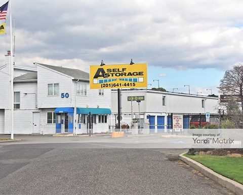 Storage Units for Rent available at 50 Bergen Turnpike, Little Ferry, NJ 07643