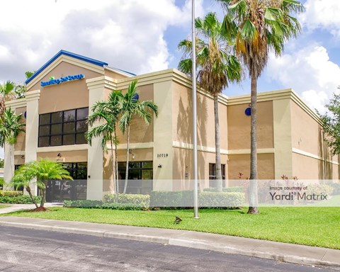 Storage Units for Rent available at 10719 Southern Blvd, Royal Palm Beach, FL 33411