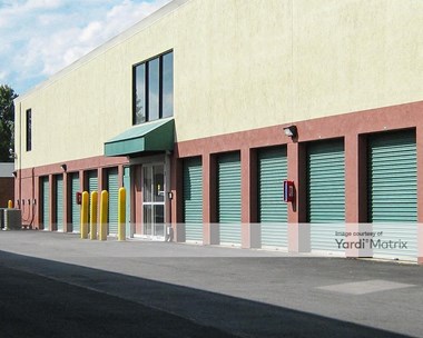 Storage Units for Rent available at 2820 Hollywood Road, Falls Church, VA 22043