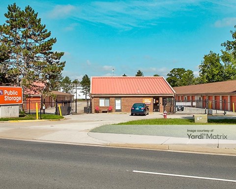 Storage Units for Rent available at 466 Herndon Pkwy, Herndon, VA 20170