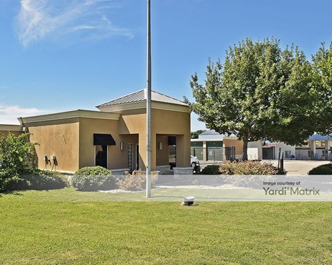 Storage Units for Rent available at 1890 South Walnut, New Braunfels, TX 78130