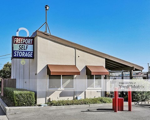 Storage Units for Rent available at 1476 Blair Avenue, Sacramento, CA 95822
