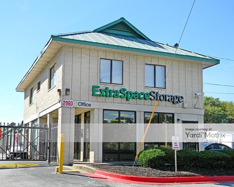 Storage Units for Rent available at 2960 Lakewood Avenue, Atlanta, GA 30344