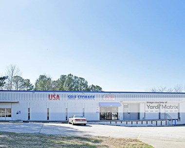 Storage Units for Rent available at 1244 Collier Road NW, Atlanta, GA 30318 - Photo Gallery 1