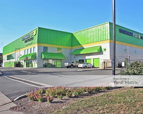 Storage Units for Rent available at 401 South Park Avenue, Linden, NJ 07036