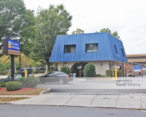 Storage Units for Rent available at 390 South Van Brunt Street, Englewood, NJ 07631
