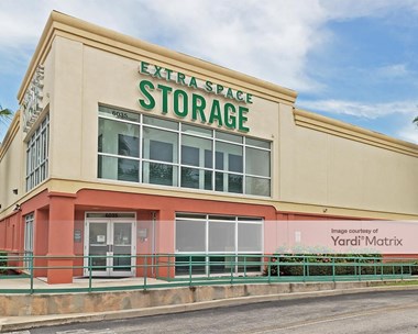 Storage Units for Rent available at 6035 Lake Worth Road, Greenacres, FL 33463 Photo Gallery 1